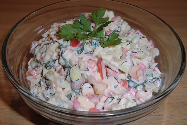 Салат с фасолью и болгарским перцем