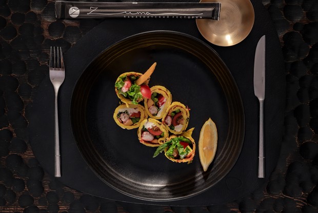 Салат с крабом и яйцом «Канье Уэст»