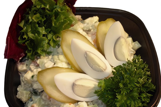 Салат с куриной грудкой