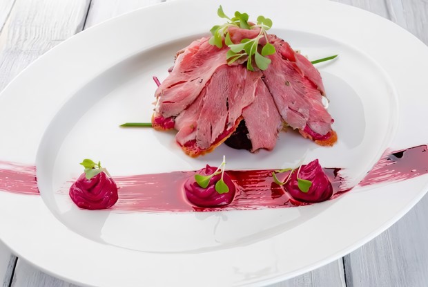 Салат с лондонским ростбифом