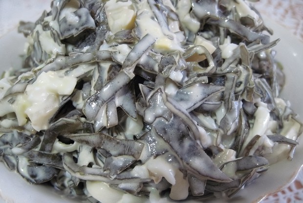 Салат с морской капустой и майонезом