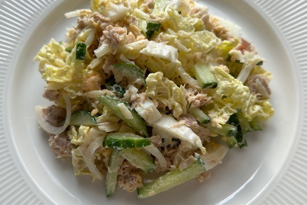 Салат с тунцом