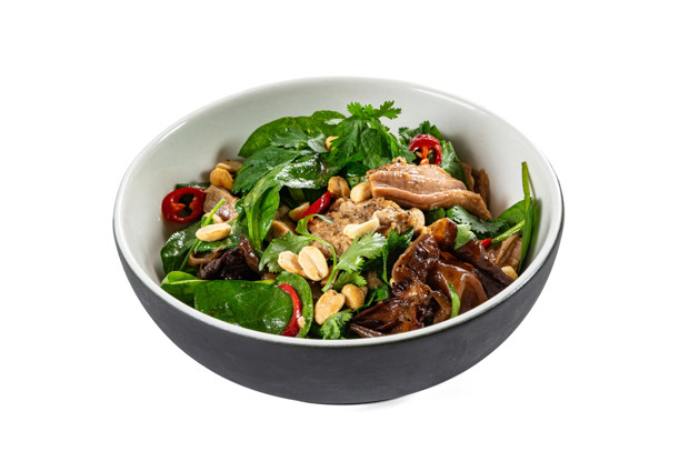 Салат с запеченной свининой