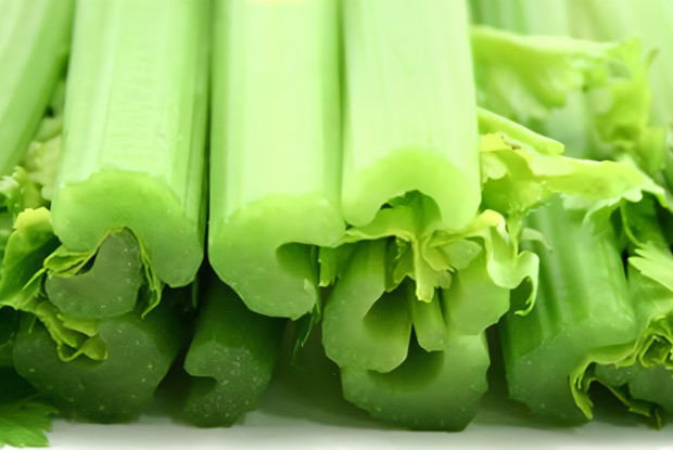 Салат «Сельдерей»