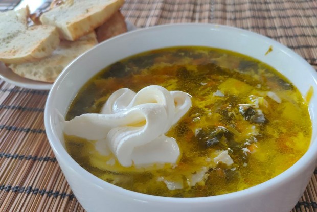 Щавелевые щи (зеленый борщ)