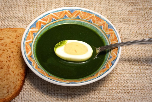 Щи зеленые с яйцом