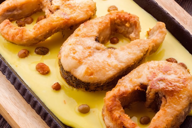 Щука в соусе с шафраном