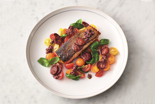 Семга с чоризо