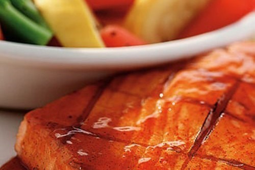 Семга в цитрусовом маринаде с овощным салатом