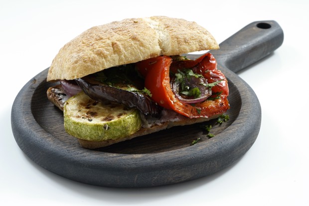 Сэндвич с овощами гриль