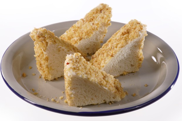 Сэндвичи с козьим сыром и грецким орехом