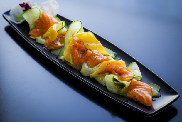 Севиче из лосося с огурцом от шеф-повара Mercedes bar Артема Сергеева