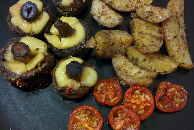 Шампиньоны с сыром в духовке