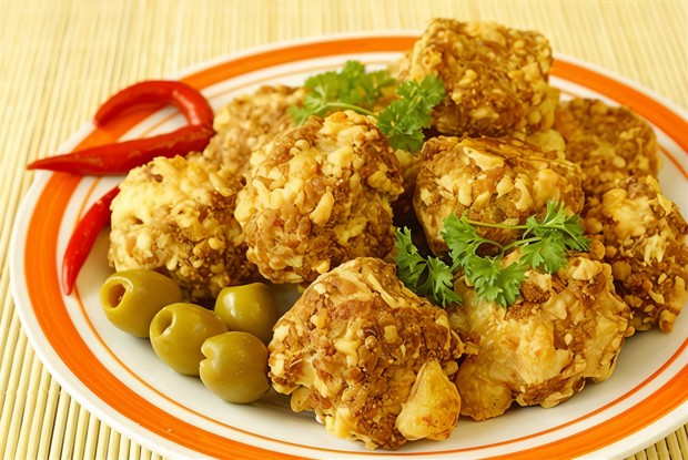 Шарики из свинины с сыром