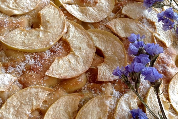 Шарлотка без яиц