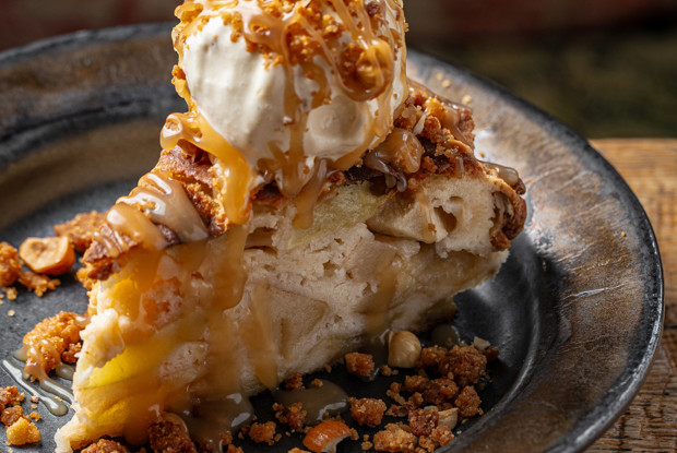 Шарлотка на Яблочный Спас