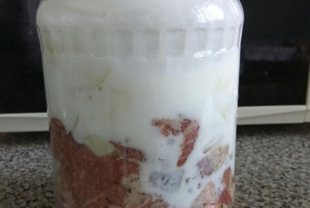 Шашлык из свинины в кефирном маринаде