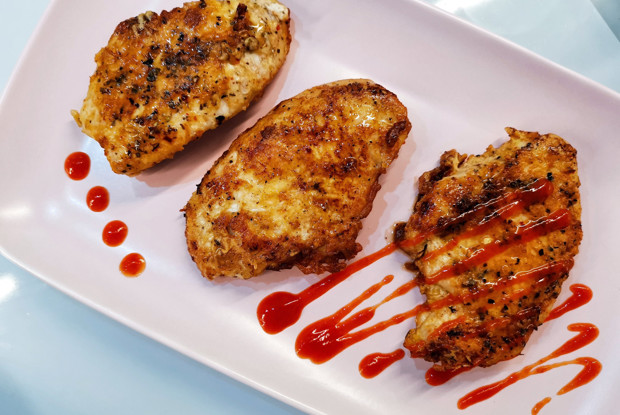 Шницель из индейки с сыром пармезан