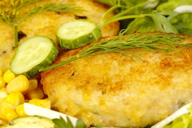 Шницель из капусты со сметаной