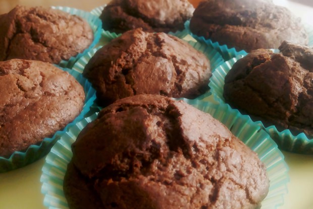 Шоколадные маффины с хрустящей корочкой