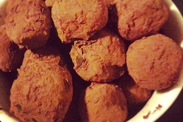 Шоколадные трюфели с лимоном и тимьяном