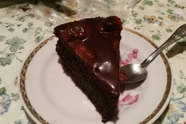 Шоколадный торт с глазурью