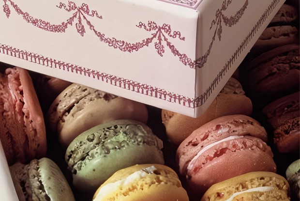 Шоколадно-миндальные пирожные макароны