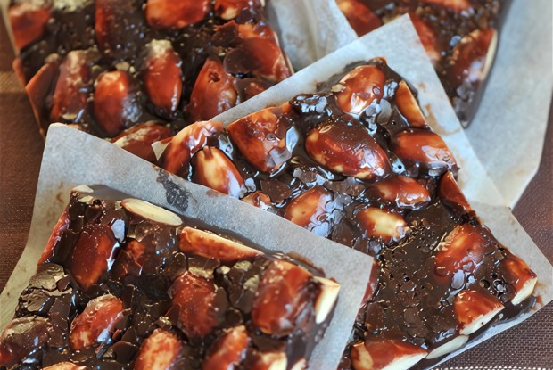 Шоколадно-миндальное торроне