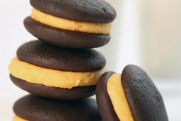 Шоколадное печенье с тыквенной начинкой