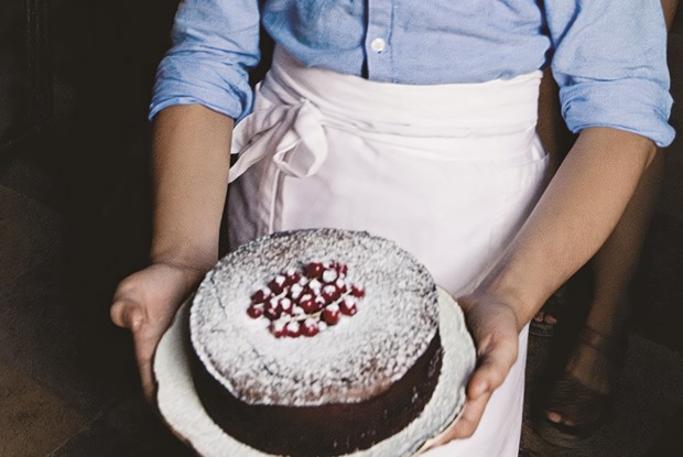 Шоколадный пирог с соленым маслом