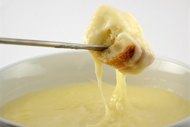 Швейцарское фондю с кальвадосом