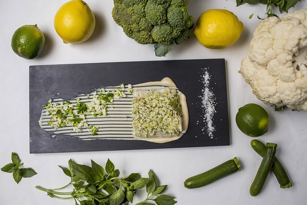 Сибас с пюре из цветной капусты от Жереми Урюти