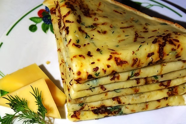 Сырные блины с укропом