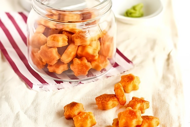 Сырные крекеры с васаби