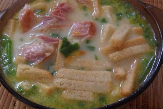 Сырный суп с копченостями