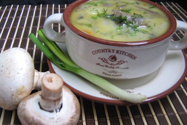 Сырный суп с шампиньонами