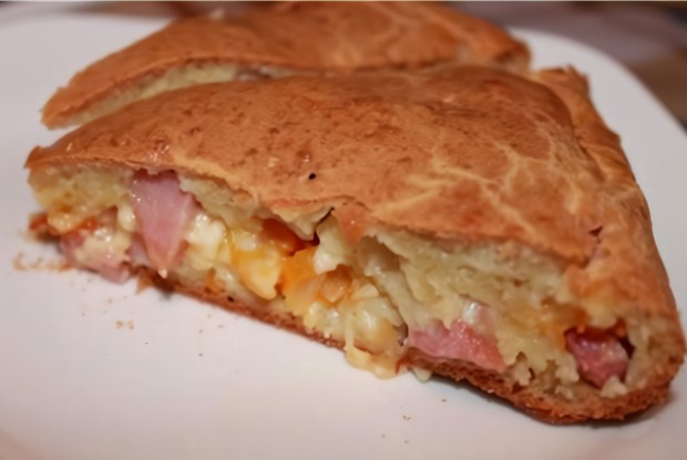 Сырный торт с ветчиной