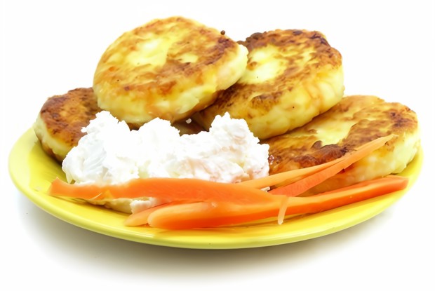 Сырники с морковью и урюком