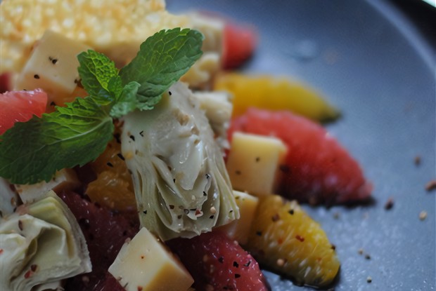 Сырно-цитрусовый салат