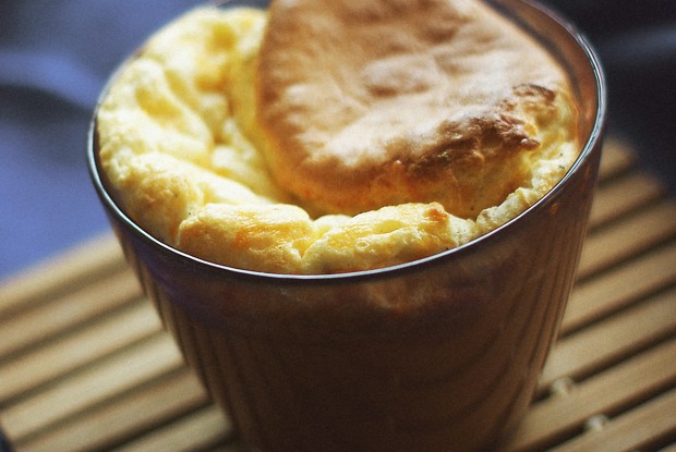 Сырное суфле с мускатным орехом