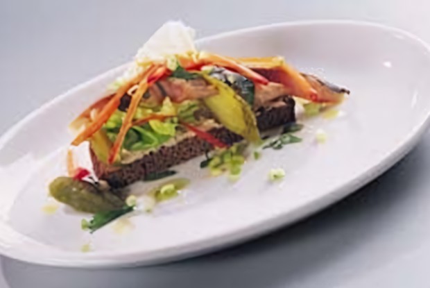 Сэндвич с норвежской сельдью