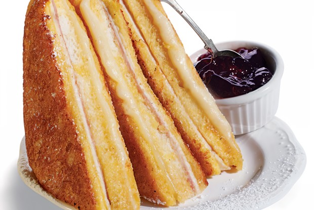 Сэндвичи с индейкой и грюйером