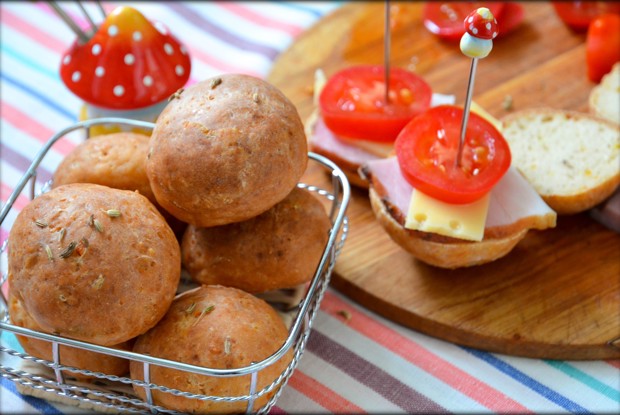 Сконы с фенхелем и цедрой