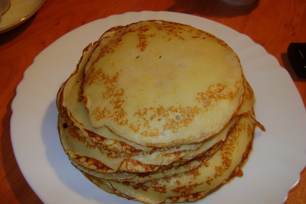 Сладкие блинчики на кефире