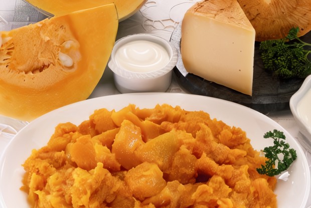Сливочный сыр с тыквой и яблоками