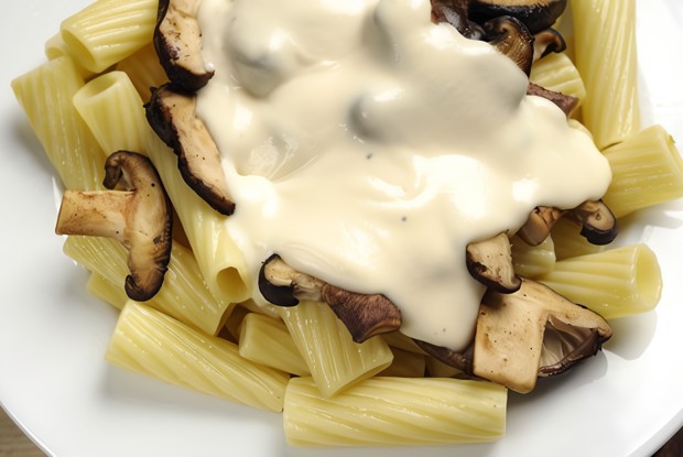 Сливочный соус альфредо с пармезаном