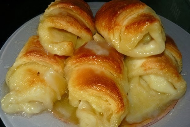 Слойки с яблоками и спрайтом