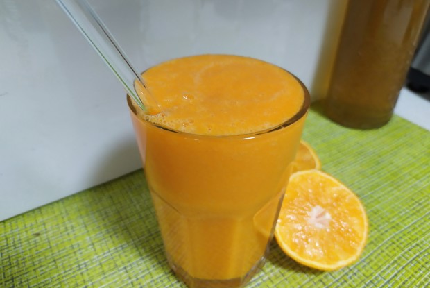 Смузи апельсин-морковь