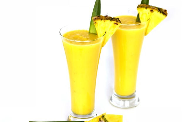 Смузи из фруктов и ряженки