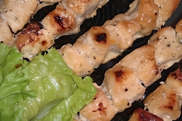 Сочные куриные шашлычки в кефирном маринаде